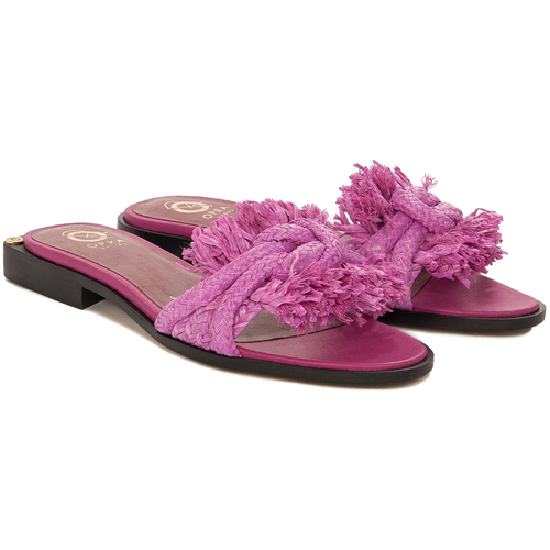 Bari Fuchsia slides